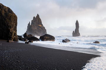 Naklejka premium widok na plażę wulkaniczną, Islandia