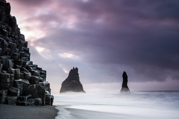 Naklejka premium widok na plażę wulkaniczną, Islandia