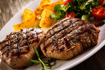 Grilled beefsteak with french fries