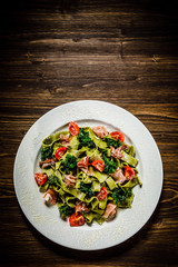 Pasta with smoked ham and collard