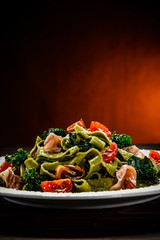 Pasta with smoked ham and collard