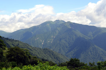 Fototapeta na wymiar 谷川岳天神峠からの風景