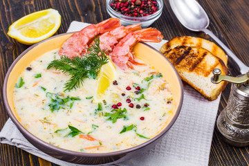 Bisque soup with shrimps