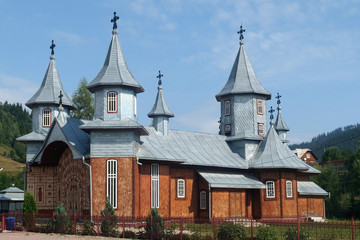 Fototapeta na wymiar Rumunia, Bukowina - nowa cerkiew