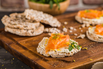 Smoked salmon on rice bread toasts