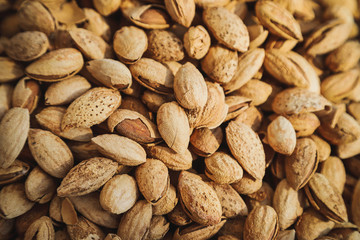Almonds with shell