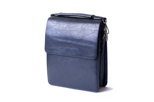 Сумка из кожи на белом фоне. Bag from skin on a white fonk
