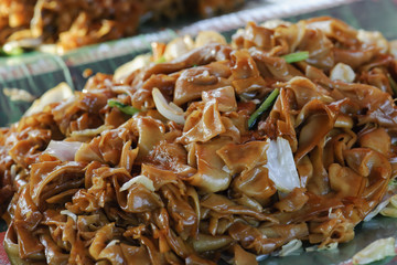 noodles fried food asian