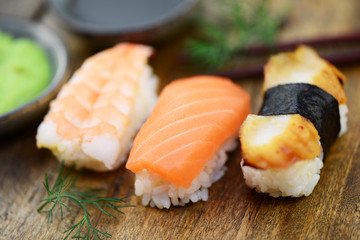 Garnel Lachs Sushi