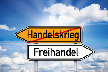 Fototapeta premium Schild mit Wegweiser und Handelskrief Freihandel Protektionismus