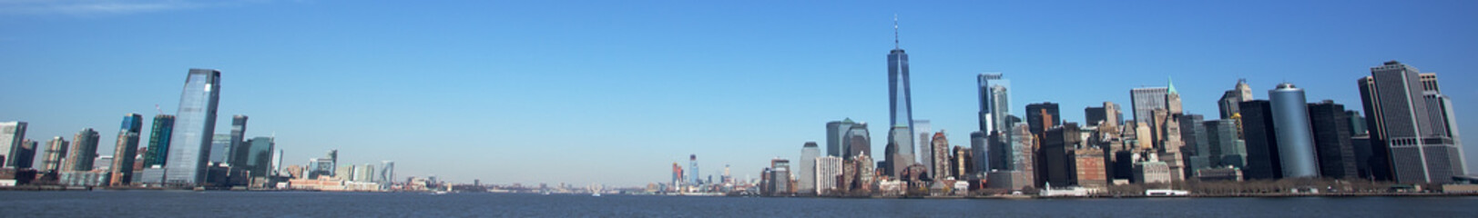 Fototapeta na wymiar Jersey City and New York City Skyline