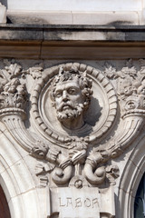 Beaune. Sculpture sur les murs extérieurs des hospices. Côtes d'or, Bourgogne, France
