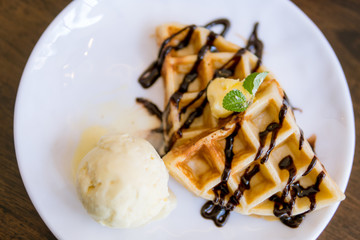 waffles with ice cream