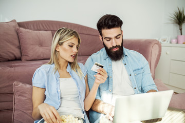 Couple buying online