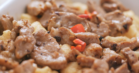 Steamed pork dishes