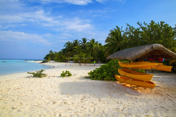 Fototapeta na wymiar The Maldives. Paradise rest. Beautiful seascape. Place for relaxation