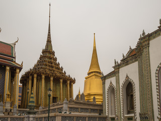 Fototapeta premium Phra Mondop in Bangkok