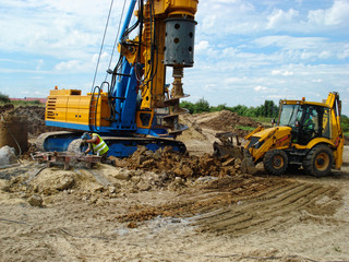 Drilling machinery earth