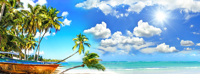 Ferien, Tourismus, Sommer, Sonne, Strand, Meer, Glück, Entspannung, Meditation: Traumurlaub an einem einsamen, karibischen Strand :) - obrazy, fototapety, plakaty