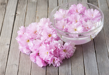 Floating flowers, aroma bowl