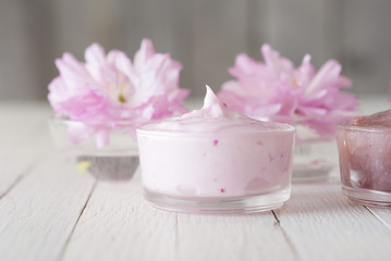 Cosmetic cream