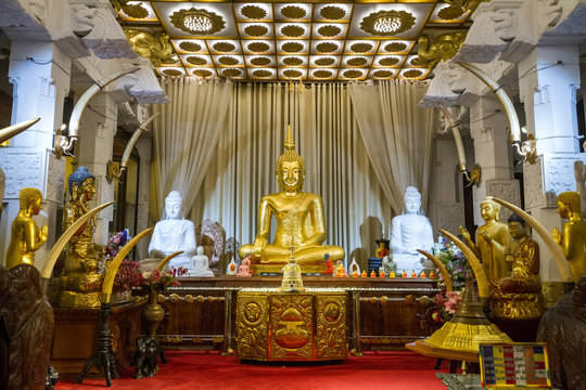 Sri Dalada Maligawa, Temple of the Buddha Tooth, Sri Lanka