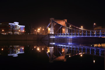 Most Grunwaldzki we Wrocławiu nocą, inrfastruktura.