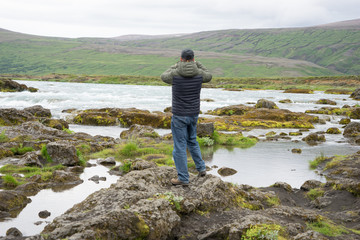 Landschaft rund um den Goðafoss - Wasserfall in Nord-Island 