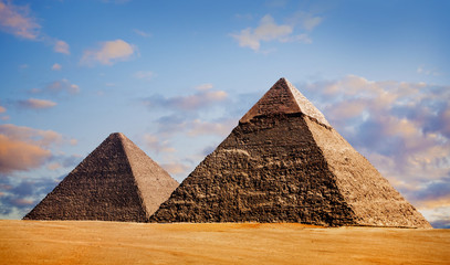 Fototapeta na wymiar Giza pyramids, cairo, egypt