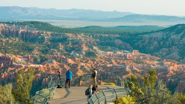 People make photos of breathtaking view of the canyon. Amazing mountain landscape. Nature video. Bryce Canyon National Park. Utah. USA. 4K, 3840*2160, high bit rate, UHD