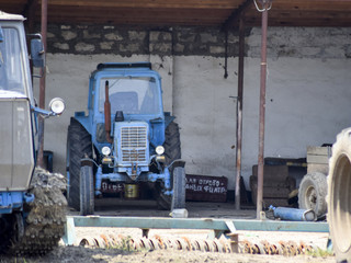 Tractor. Agricultural machinery.