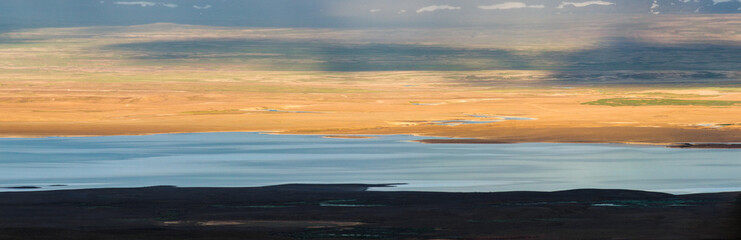 Fototapeta na wymiar Panoramic view of Lake Sandvatn in Kjolur highland desert of Iceland.