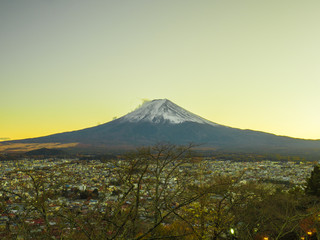 Fototapeta premium Fuji mountain with golden sky in twilight time. 