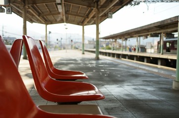 駅の椅子