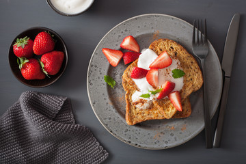 french toasts with yogurt and strawberries for breakfast
