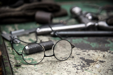 old vintage round glasses