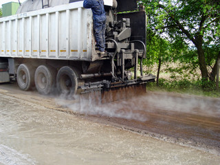 Truck emulsion bitumen