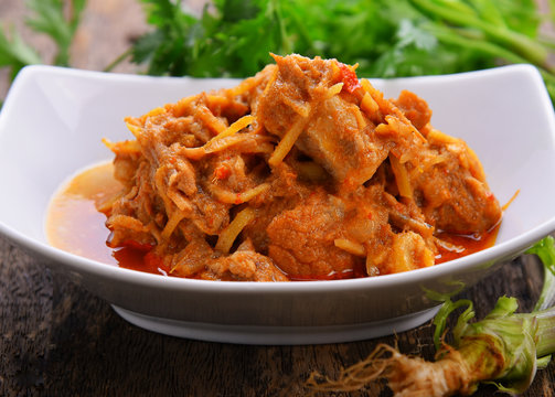 Northern style pork curry