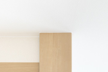 新築住宅　天井と柱の境界