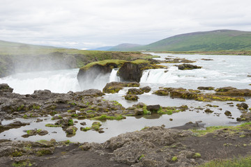 Landschaft rund um den Goðafoss - Wasserfall in Nord-Island