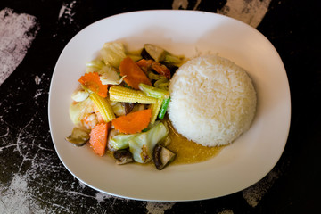 Seafood stirfry with vegetables