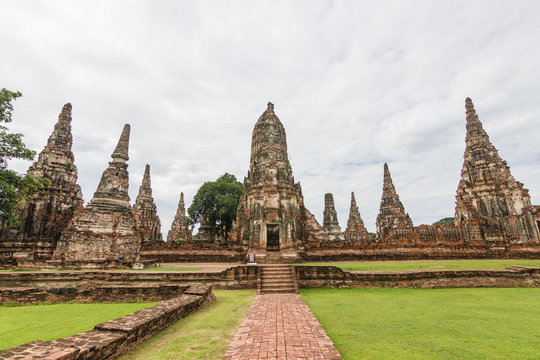 Wat Chaiwatthanaram is a Buddhist temple in the city of Ayutthaya Historical Park, Thailand, Current is a tourist attraction.
