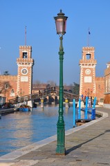 Obraz premium Arsenal et lampadaire, Venise.