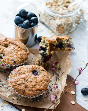 blueberry muffins with chia seeds and oat