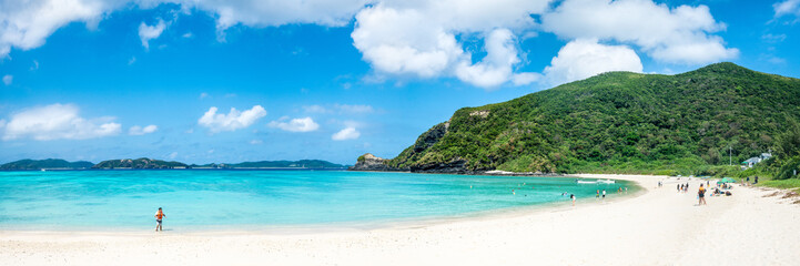 Tokashiku Strand auf der Insel Tokashiki,  Kerama Inselgruppe, Okinawa, Japan