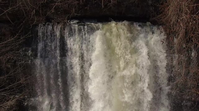 4k Aerial Winter Tennessee Waterfall Close 005 Crest Cave Push In