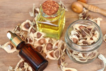 moringa oil with dried