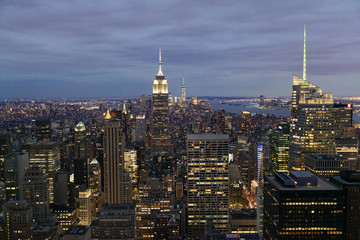 Fototapeta na wymiar Ausblick vom Rockefeller Center am Abend, Manhattan, New York City, New York, USA, Nordamerika