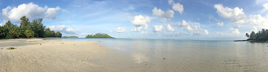 Panoramic landscape view of Muri lagoon at midday in Rarotonga, Cook Islands