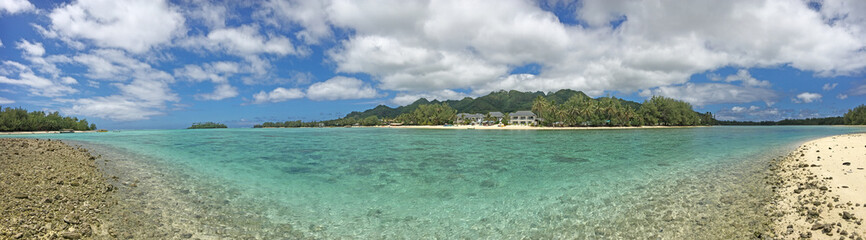 Fototapeta na wymiar Panoramic landscape view of Muri lagoon in Rarotonga Cook Islands